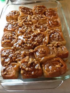 OOEY GOOEY CINNAMON ROLLS